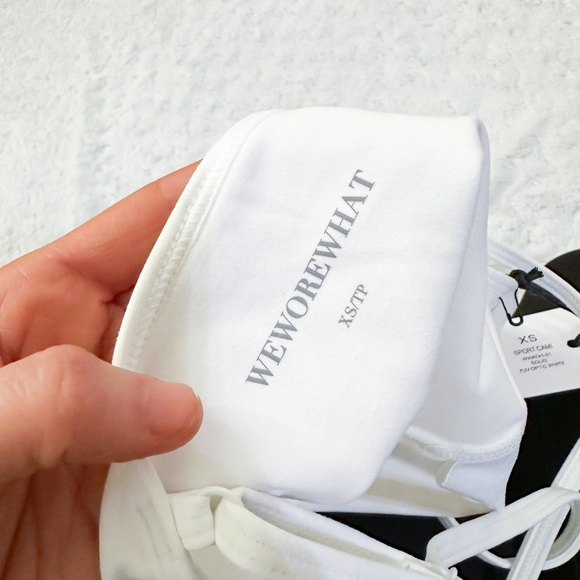 NWT- WeWoreWhat Sport Cami Cross Back Optic White - Picture 7 of 12